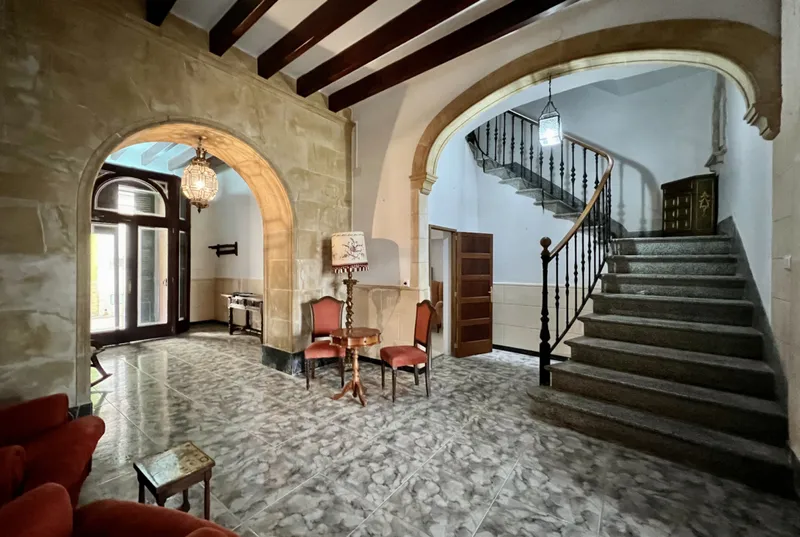 Manor house with holiday license in the center of Felanitx — photo 2