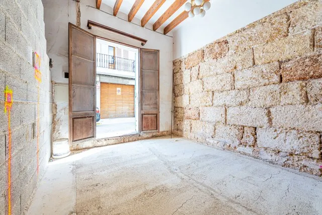 Charming town house with guest house for sale in Sa Pobla, Mallorca — photo 9