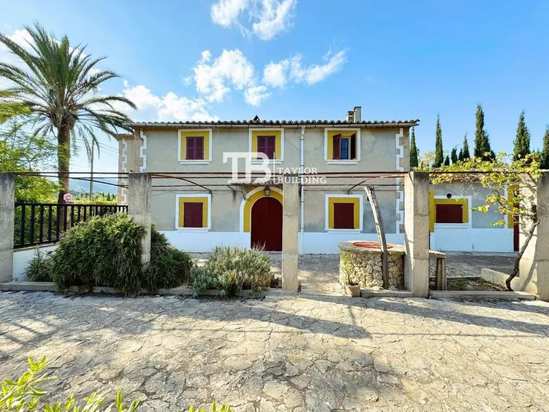 House for sale in Carretera d'Esporles — photo 1