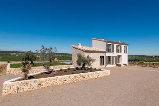 Sineu, new build finca in Sineu with panoramic views of the Tramuntana mountains — photo 2