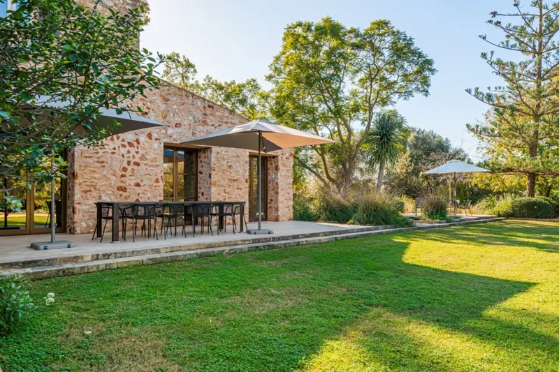Elegant country finca with pool, guest house & Mediterranean gardens—complete peace — photo 5