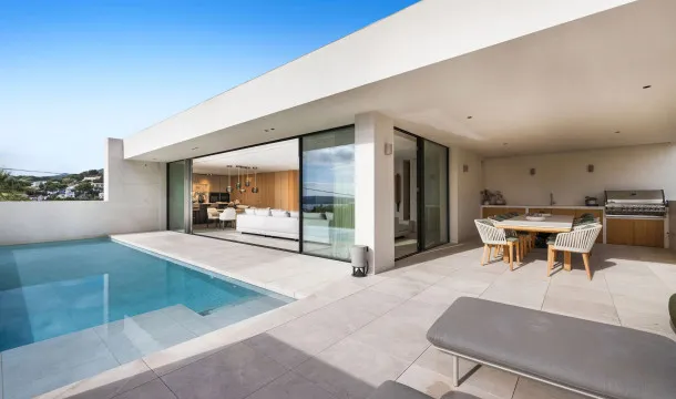 Stunning villa with sea views in Portals Nous — photo 3