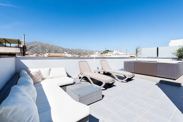 Exclusive penthouse for sale in Pollensa Old Town, North Mallorca — photo 12