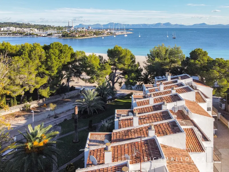 Apartment by the Sea with Terrace and Views in Port d’Alcúdia — photo 2