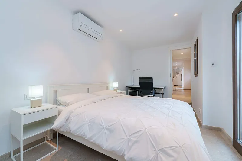 Exclusive townhouse in a prime residential location — photo 11