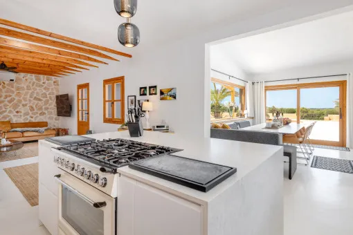 Llucmajor, newly renovated finca with panoramic views in Llucmajor — photo 6