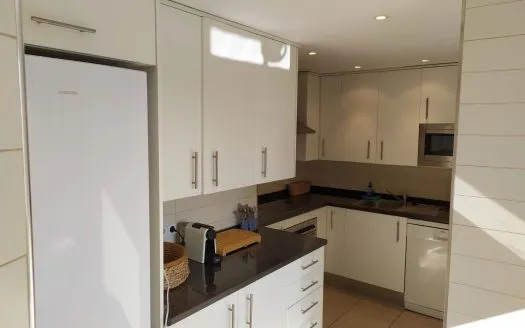 Luxury apartment in la Bonanova with sea views — photo 5
