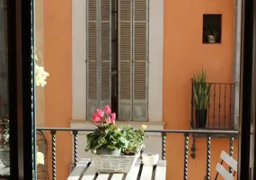 Beautiful Apartment – Pedestrian Street - Mercado Olivar Area — photo 2