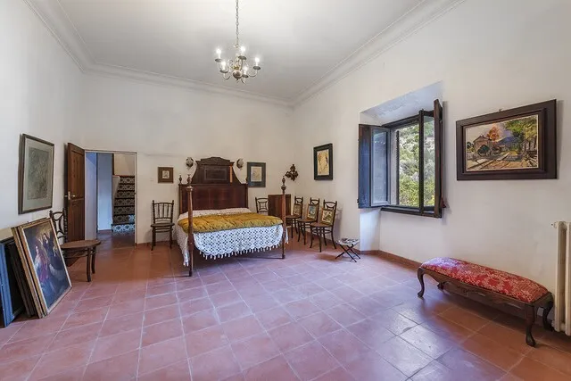 Unique and exceptionally large town house for sale in Fornalutx, Mallorca — photo 11