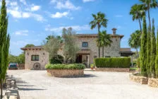 Finca with holiday rental license, pool & wellness area & garage — photo 2