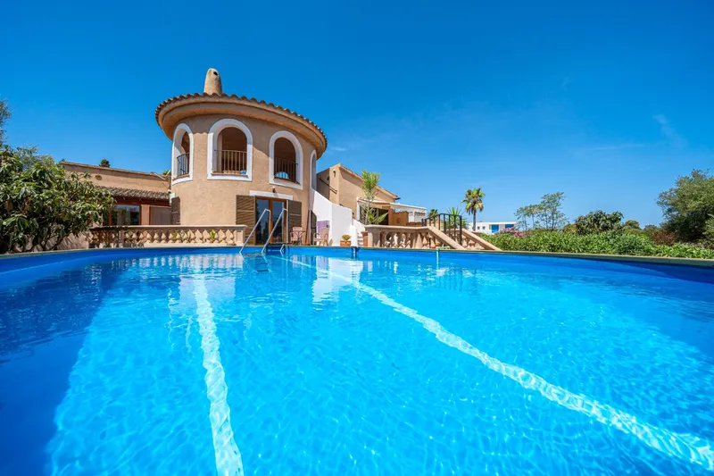 Chalet in S'Estany d'en Mas with sea views, pool and garden — photo 8