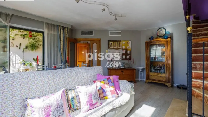 Townhouse in Amanecer — photo 3