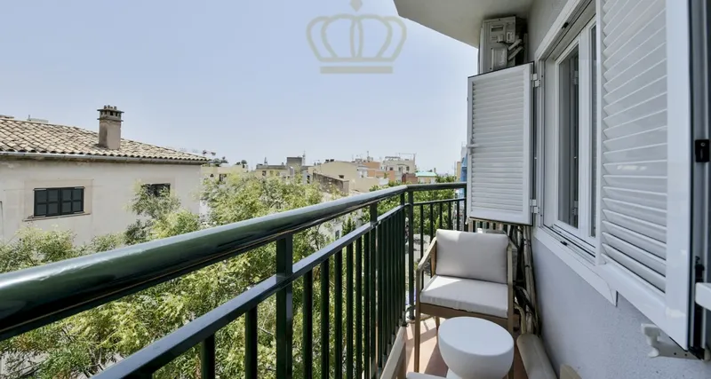 Modernised flat in Palma Santa Catalina with 3 bedrooms for sale — photo 2