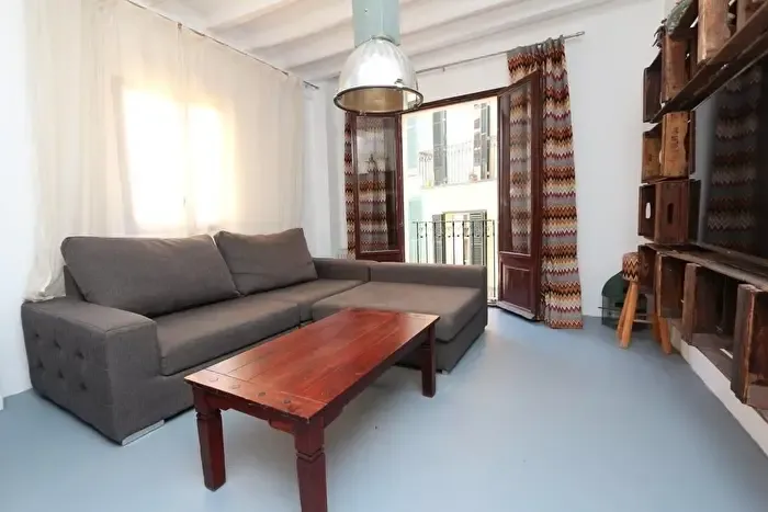 Piso de 2 habitaciones en venta en Centre, Sant Nicolau — photo 1