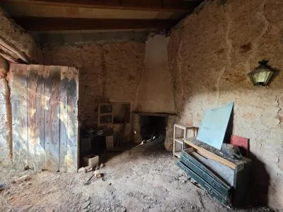 Rustic property in Costitx with 33 m² built area and 13,926 m² plot — photo 8