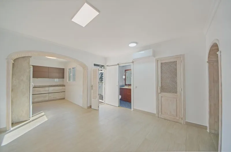 Apartment in Santa Maria del Camí, Province of Balearic Islands — photo 1