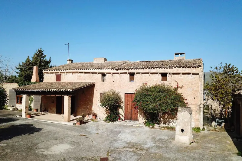 V585 – Exclusive plot with old finca to renovate between Sant Llorenç and Artà — photo 7