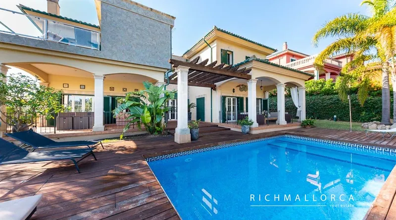 Mediterranean Villa with great style and views — photo 1