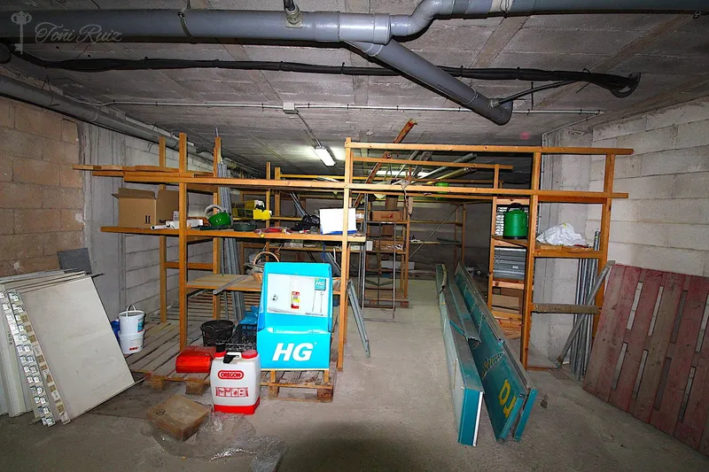 L8 - Storage Room for Sale — photo 2