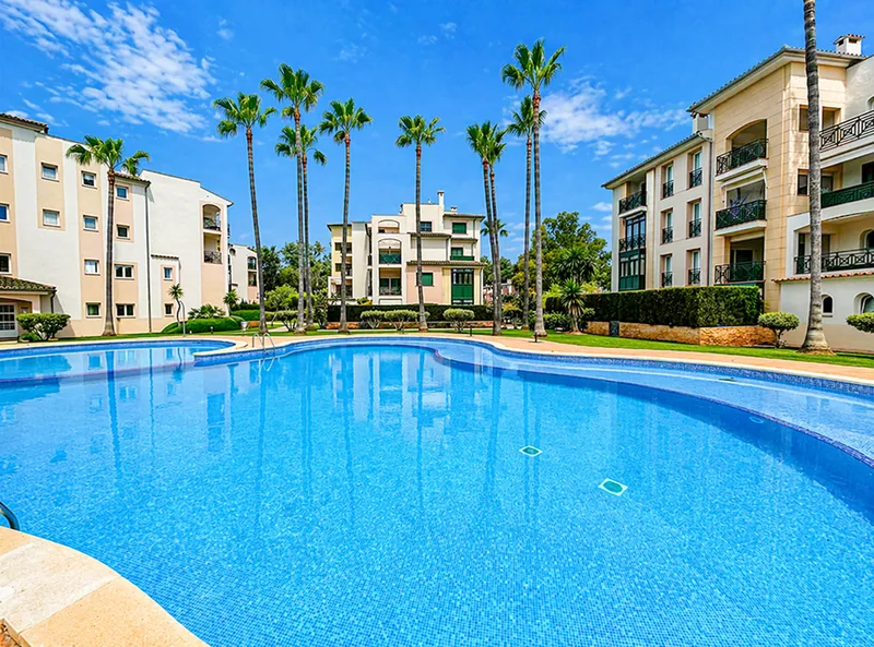 Spacious apartment in a popular complex in Santa Ponsa Mas — photo 3