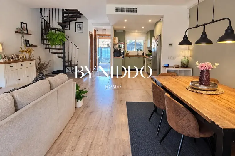 BYNIDDO Homes presenta esta acogedora casa adosada situada en la urbanización El Paraíso, en Sa Vinyola – Sa Ràpita, en el municipio de Camp — photo 9