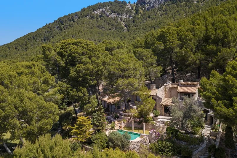 Charming country property for sale in Formentor with private pool and sea views — photo 2