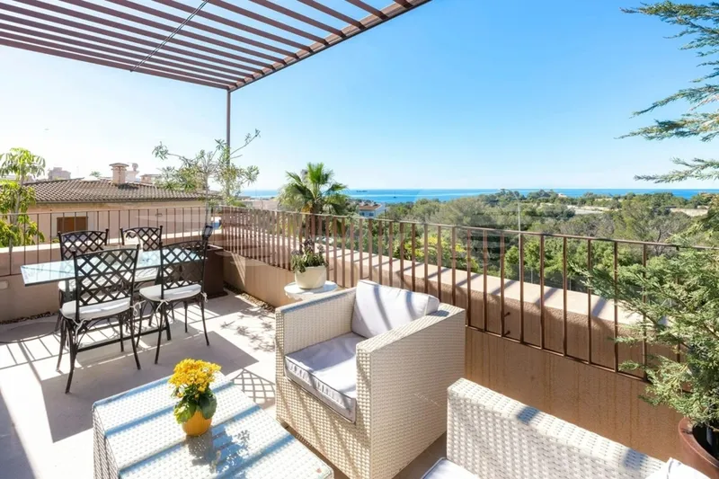 Bonanova I Sea view penthouse with swimming pool — photo 1