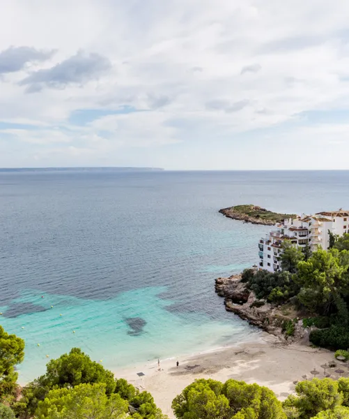 Nice spacious renovated apartment with panoramic sea views in Illetas — photo 3