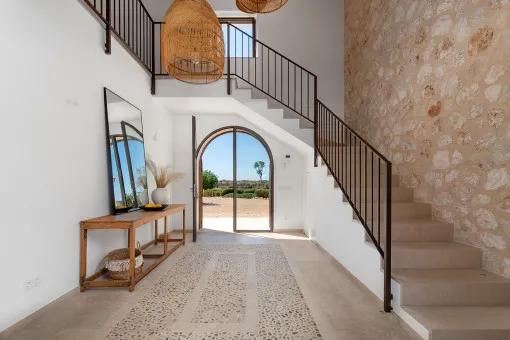 Cala Llombards, unique luxury finca with pool and breathtaking sea views in an exclusive location — photo 9