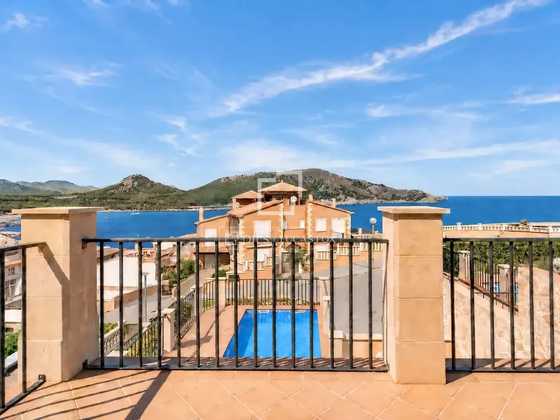 Excellent semi-detached villa for sale in Cala Ratjada, Mallorca — photo 1