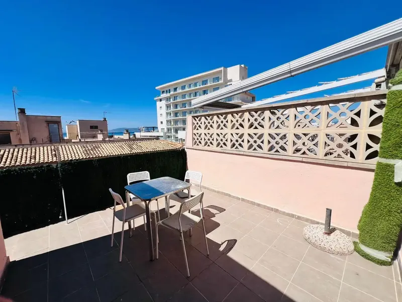 Renovated penthouse with terrace 100m from the beach and S'Arenal Yacht Club — photo 1