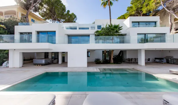 Mansion with access to the sea in Cala Vinyas — photo 4