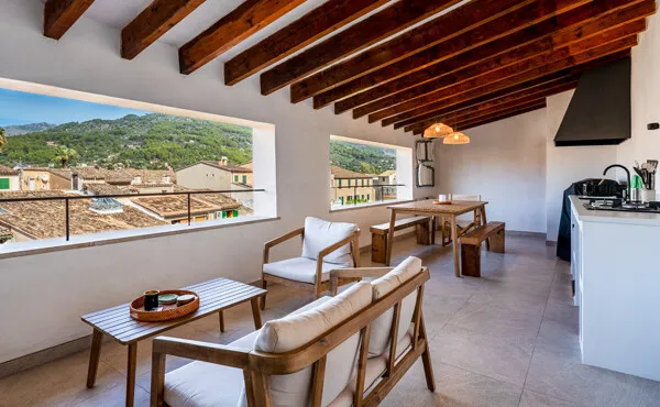 Modern triplex in a historic building in Sóller — photo 1