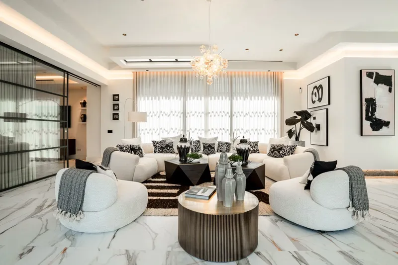 Contemporary six-bedroom architectural masterpiece Villa for sale in Santa Ponsa — photo 2