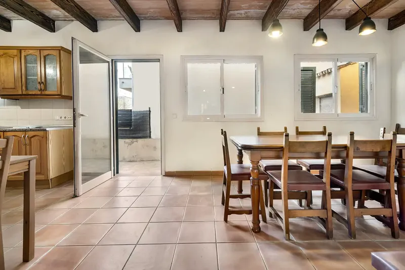 We present a unique opportunity to acquire a detached house located in the Son Ferriol neighborhood. This home, built in — photo 11
