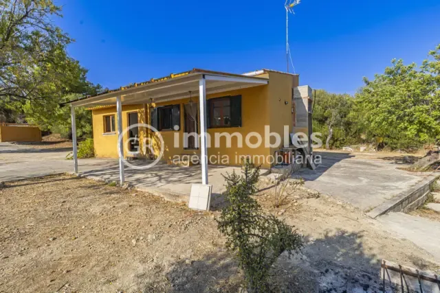 Detached house in Polígono 4 — photo 1