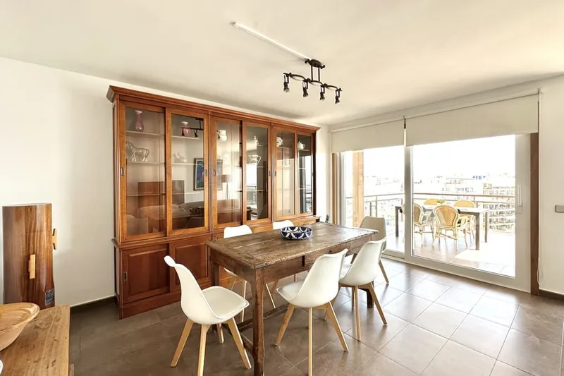 Spacious apartment with views and parking near Porto Pi — photo 10