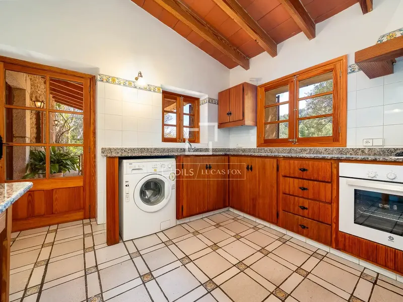 Lucas Fox presents this authentic rustic Mallorcan farmhouse for temporary rental in Mancor de la Vall, one of the most charming villages — photo 9