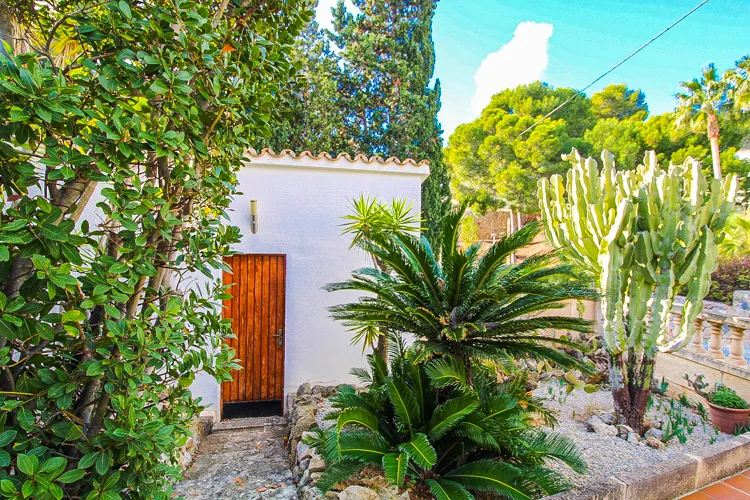 Ref. 2435V – Camp de Mar – Lovely villa with pool in quiet area — photo 8