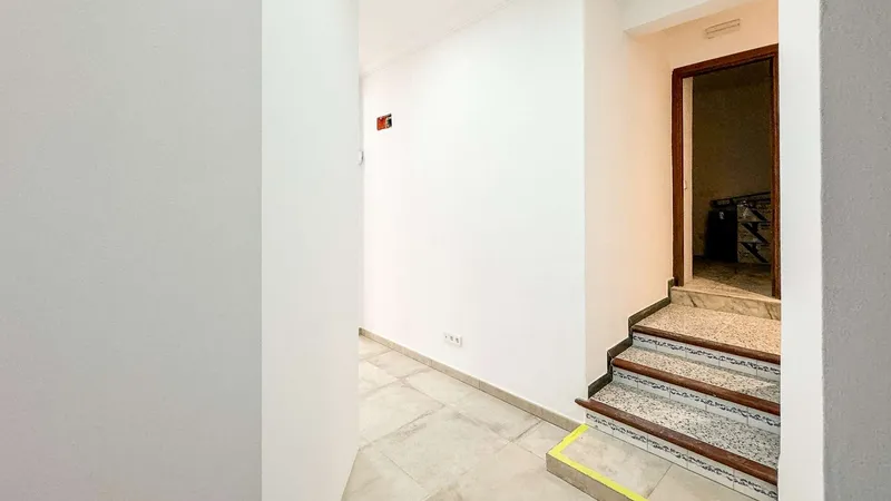 Top commercial premises in the center of Felanitx directly at the town hall — photo 7