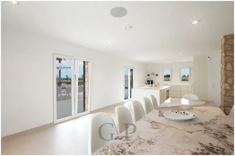 Real Estate Details — photo 8