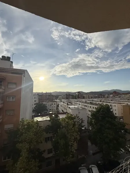 Luminoso piso de 3 habitaciones con balcón y vistas despejadas en Palma — photo 12