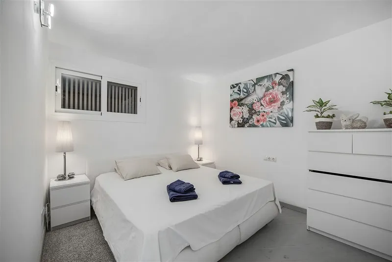 1st line sea view apartment in Mallorca Magaluff in Magaluf — photo 12