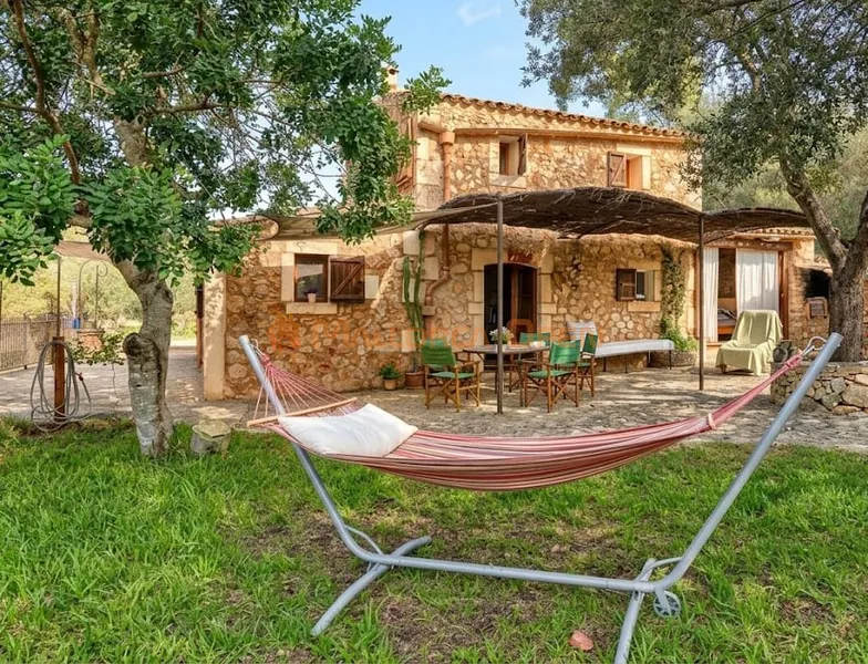 Beautiful stone house for rent in Vilafranca de Bonany, 20 minutes from the airport — photo 7