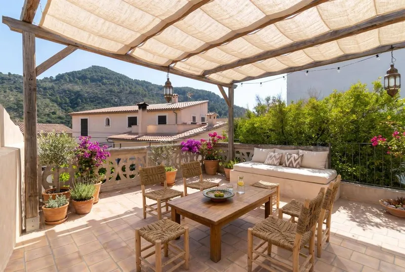 Luxury home in Puigpunyent, Province of Balearic Islands — photo 1