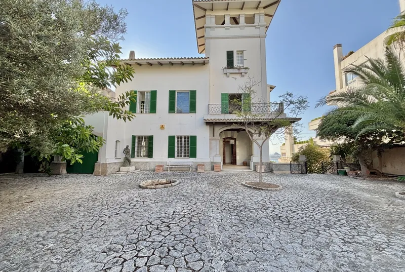 Señorial Villa in the Bay of Palma · A Unique Property — photo 7