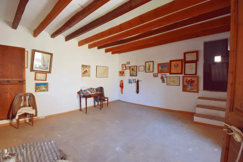 Traditional Mallorcan Property with Land and Great Renovation Potential in Sóller — photo 11
