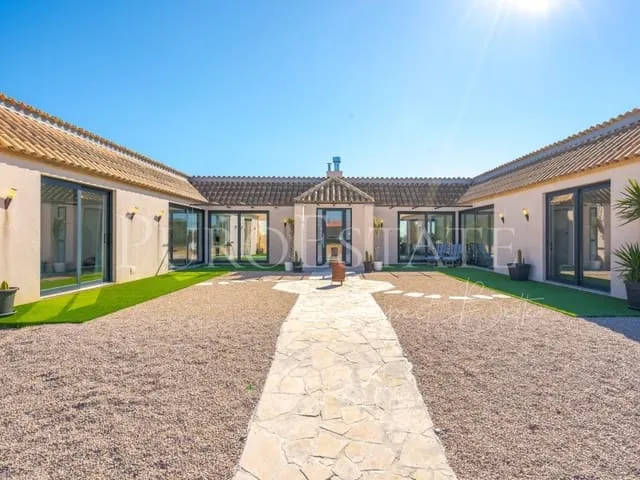 Finca/Country House for sale in Llucmajor, Mallorca — photo 1