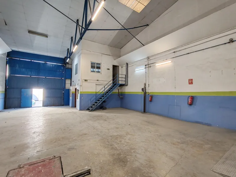 270 m² industrial unit in Marratxí industrial estate — photo 3