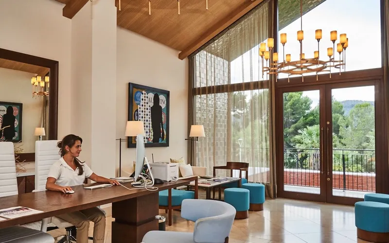 Stylish villa with vacation rental license and magnificent views, next to the golf course of Canyamel — photo 10